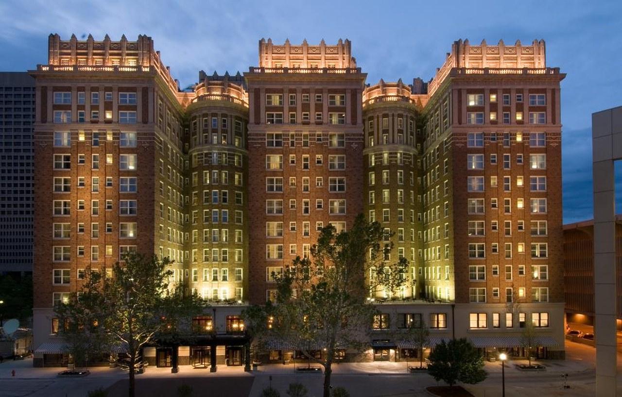 The Skirvin Hilton Oklahoma City Hotel Exterior photo